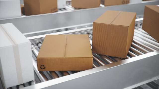 Custom cardboard boxes — shipping boxes, food boxes, parcel locker boxes